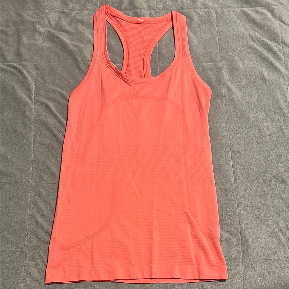 Lululemon Swiftly Tech tank